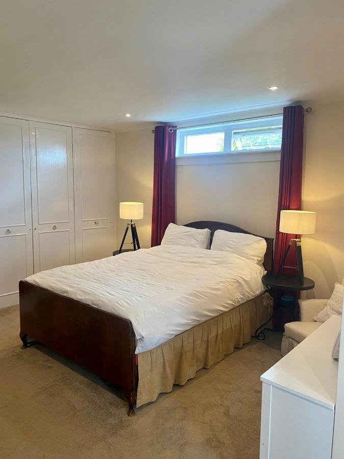 Bed and Breakfast Whitehouse Uplawmoor Exterior foto